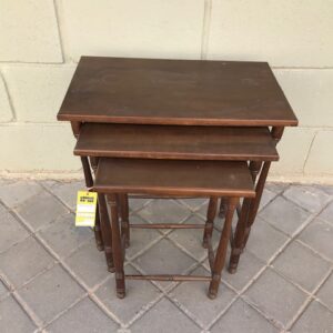 Mesa auxiliar nido 07