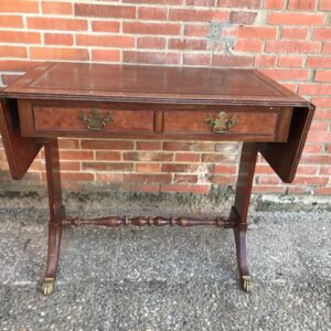 Mesa escritorio 04  ( 88/52/75)