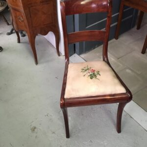 Silla antigua 04 (pareja)