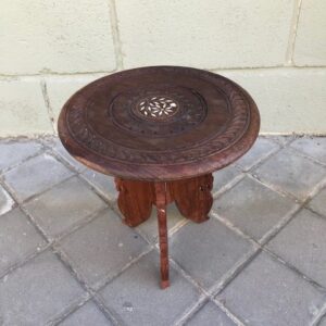 Mesa auxiliar arabe 16