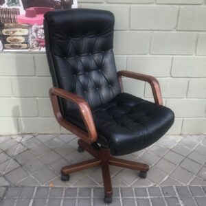 Sillón dirección 02