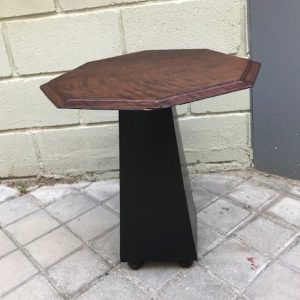 Mesa auxiliar antigua 013