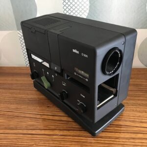 Proyector de diapositivas 002