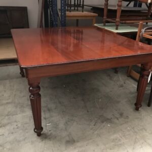 Mesa comedor clasica 03