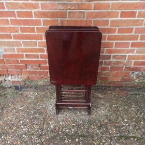 Mesa auxiliar nido 10