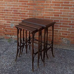 Mesa auxiliar nido 12