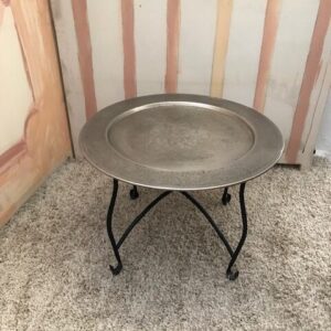 Mesa auxiliar arabe 08