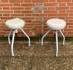 Taburete 03