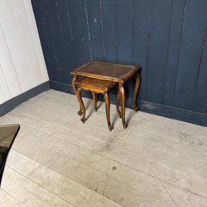 Mesa auxiliar nido 15