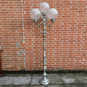 Lampara pie vintage 18