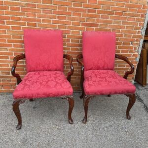 Butaca antigua 32  (pareja)