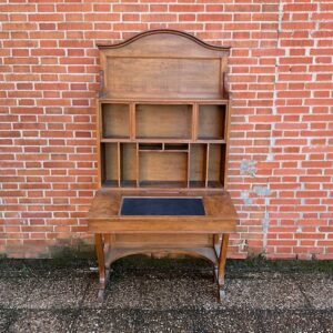 Escritorio antiguo 010