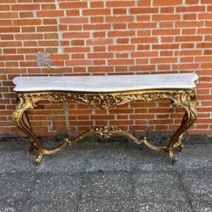 Consola antigua 16