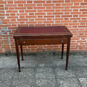 Mesa escritorio clasica 03